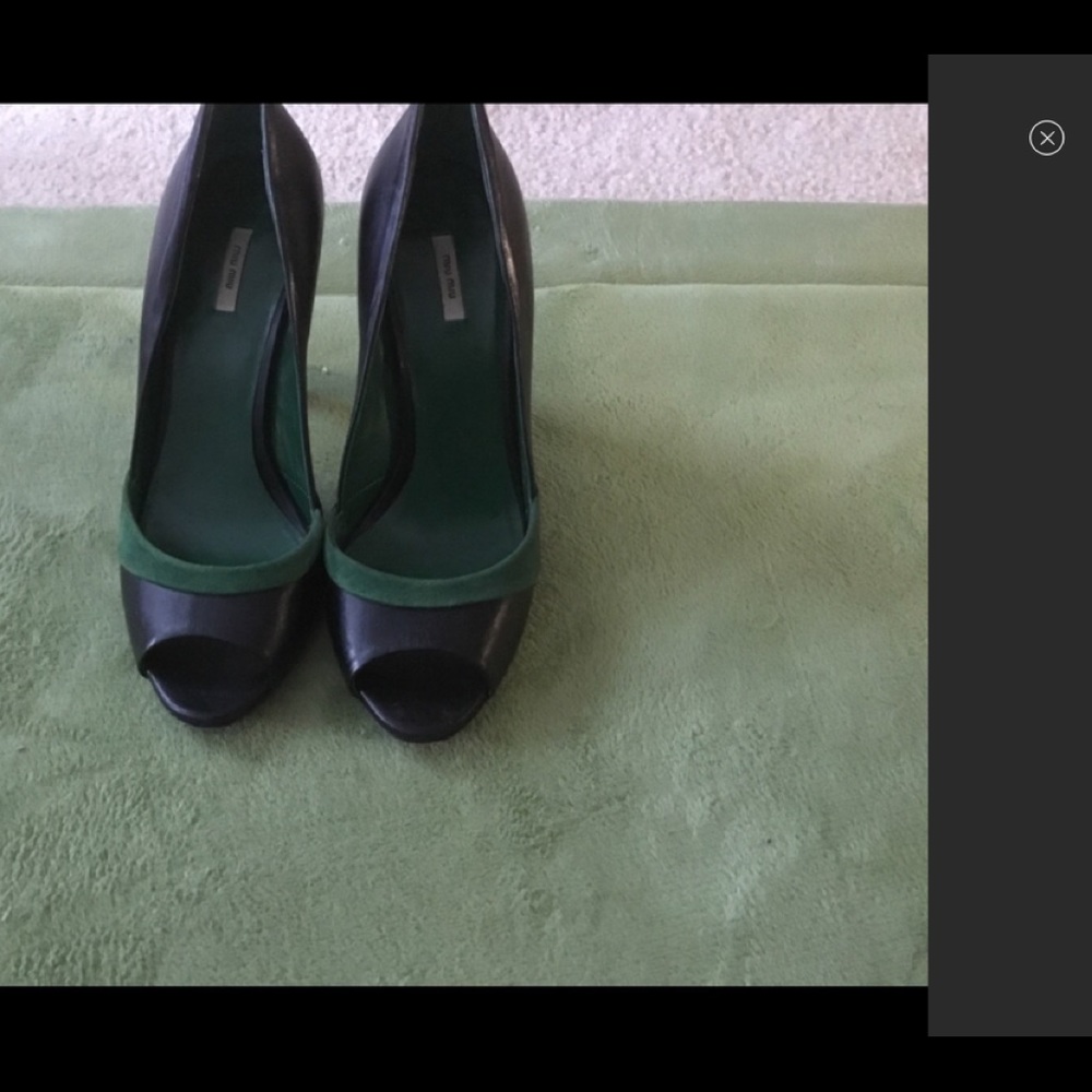 MIU MIU Leather & Suede Peep Toe Heels (Black w/ Green Trim)